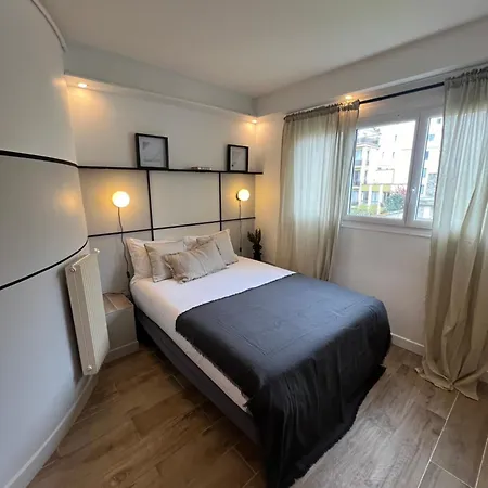 Tour Eiffel 120 M2 Parigi