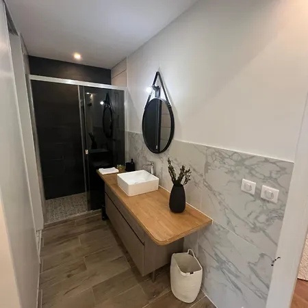 Tour Eiffel 120 M2 Parigi